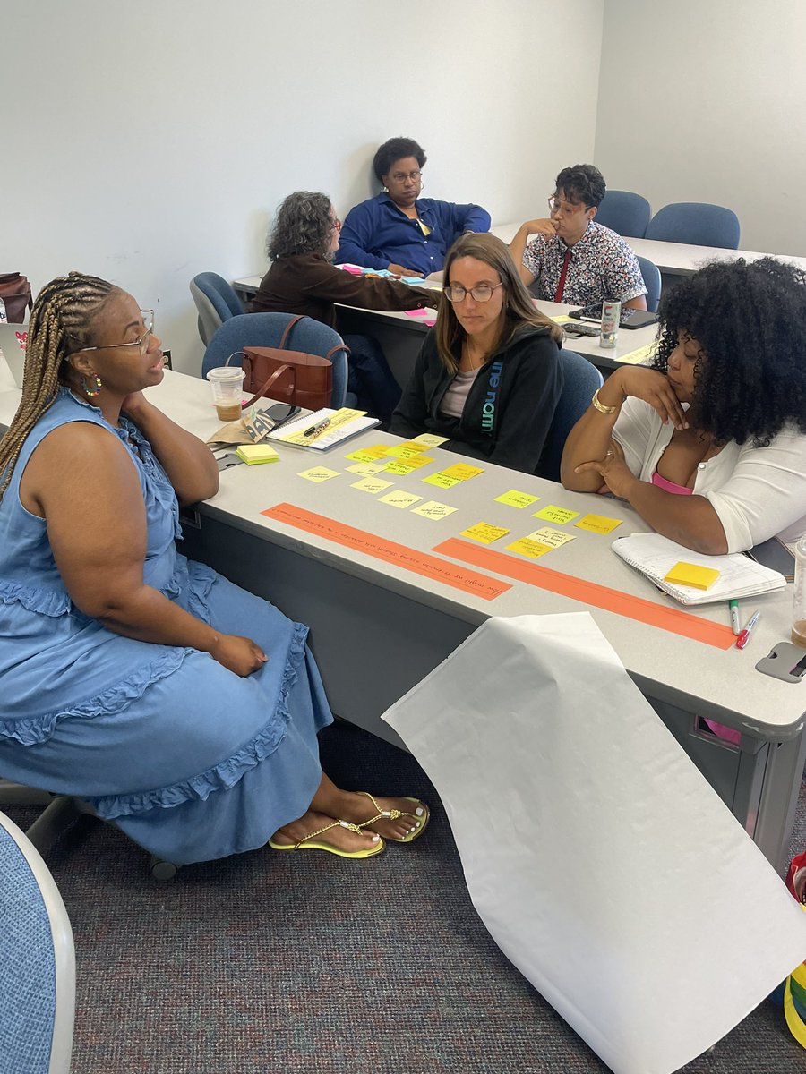 #DesignThinking in action! Today area educators met at the ODU Pen Center for our INNOVATE Design Thinking 101 Workshop. Interested in bringing Design Thinking to your school or district? Send me a message to be a part of the @ODU INNOVATE community!