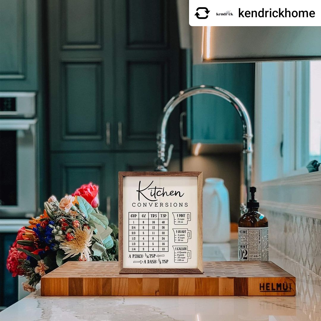 AmericanHardwds's tweet photo. Spice up your kitchen design with #RealAmericanHardwood.

Sign and photo by #kendrickhome 

#AmericanHardwoods #wood #decor #homedecor #kitchen #kitchens #kitchendecor #design #interiordesign #home #woodart #art #conversionchart #math #baking #bakinglovers https://t.co/scA5F1rsZE