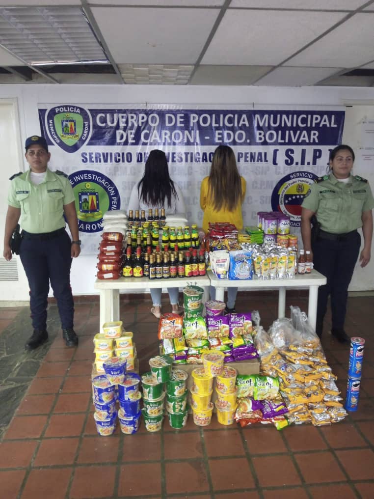 DiariodeGuayana's tweet photo. Arrestan a propietaria y supervisora de un supermercado asiático en Puerto Ordaz por la venta de productos vencidos 

https://t.co/Nd1da5f3uP https://t.co/ybwoiAFefg