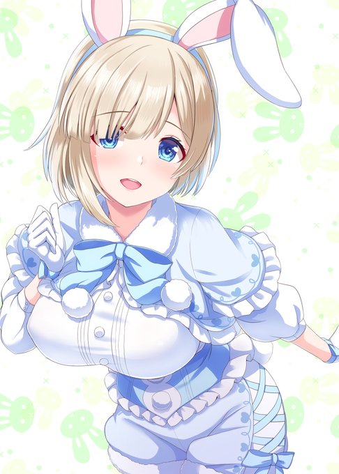 心白がお誕生日だったから。耳としっぽのうさぎを着てもらいました。もっと出てくれ。 