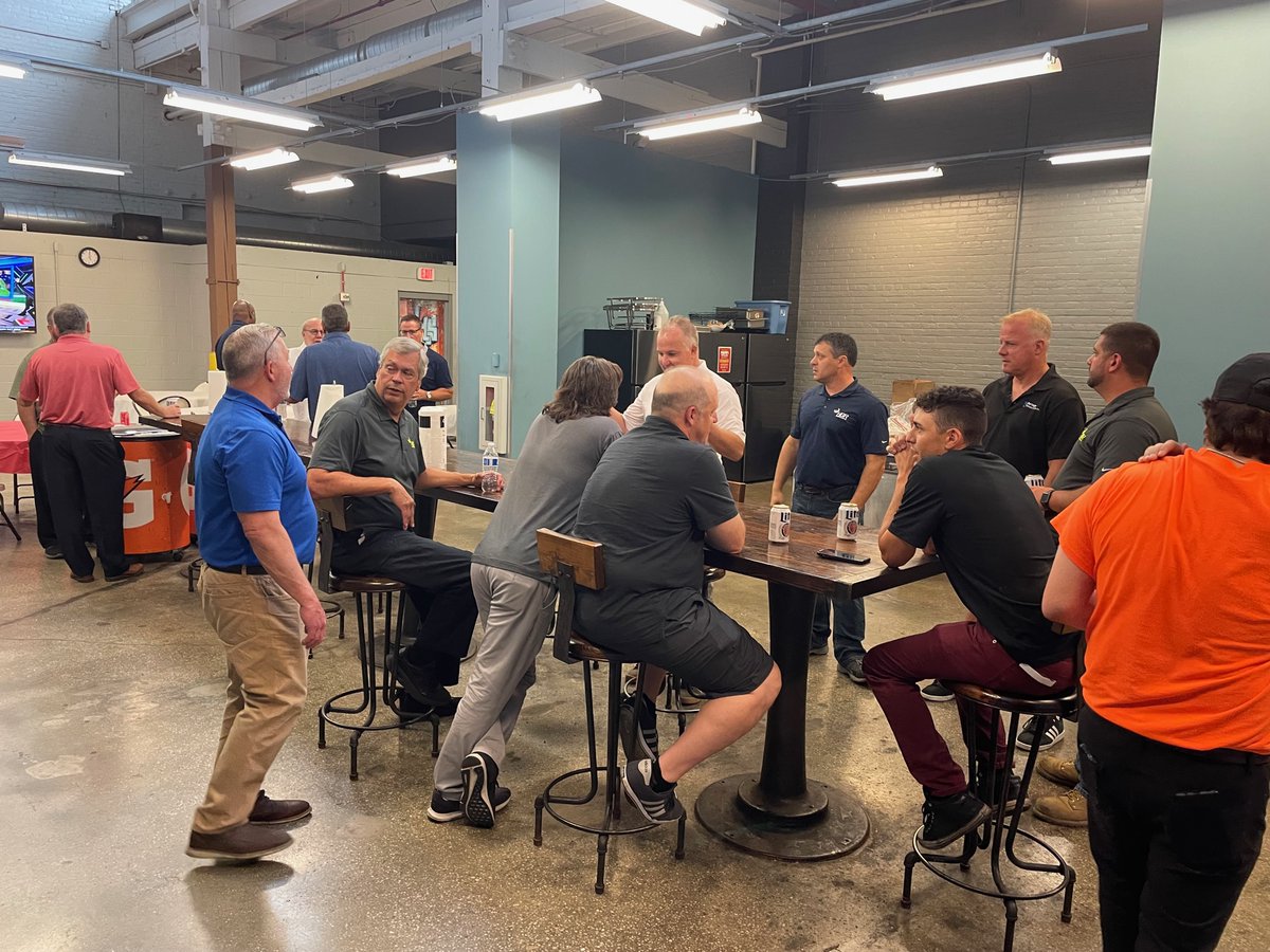 MDNAmachinery's tweet image. Thank you HGR for hosting and sponsoring the Cleveland Chapter Summer Bash this week! It was a great event, thanks to everyone who came!

#mdna #community #chapterevent #summerbash