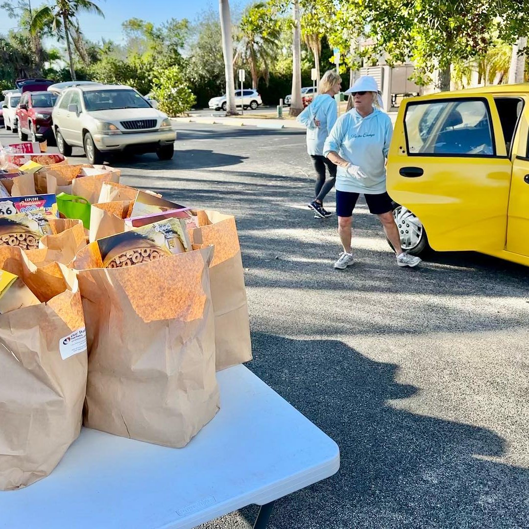 SoukupStrategic's tweet photo. CLIENT SPOTLIGHT: 💡 Our Daily Bread Food Pantry exists to share the love of God by reducing hunger and building relationships in the community. We are honored to assist with Grant Writing in support of it's mission, delivering such meaningful work to the community!😀 🎉 https://t.co/lcWYTzTBR6