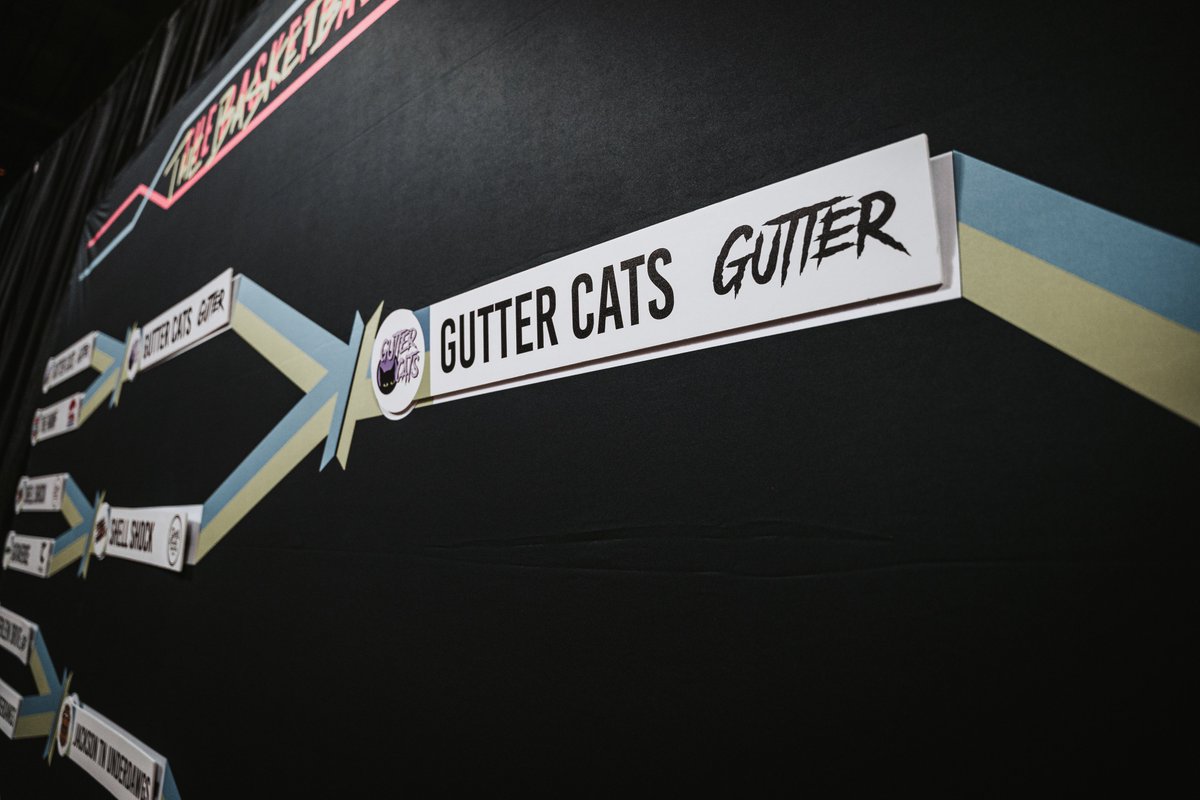 Gutter with the dub last night. We move through the <a href="/thetournament/">TBT</a> bracket and play The Ville Saturday at 12PM ET. See you on the court 🏀