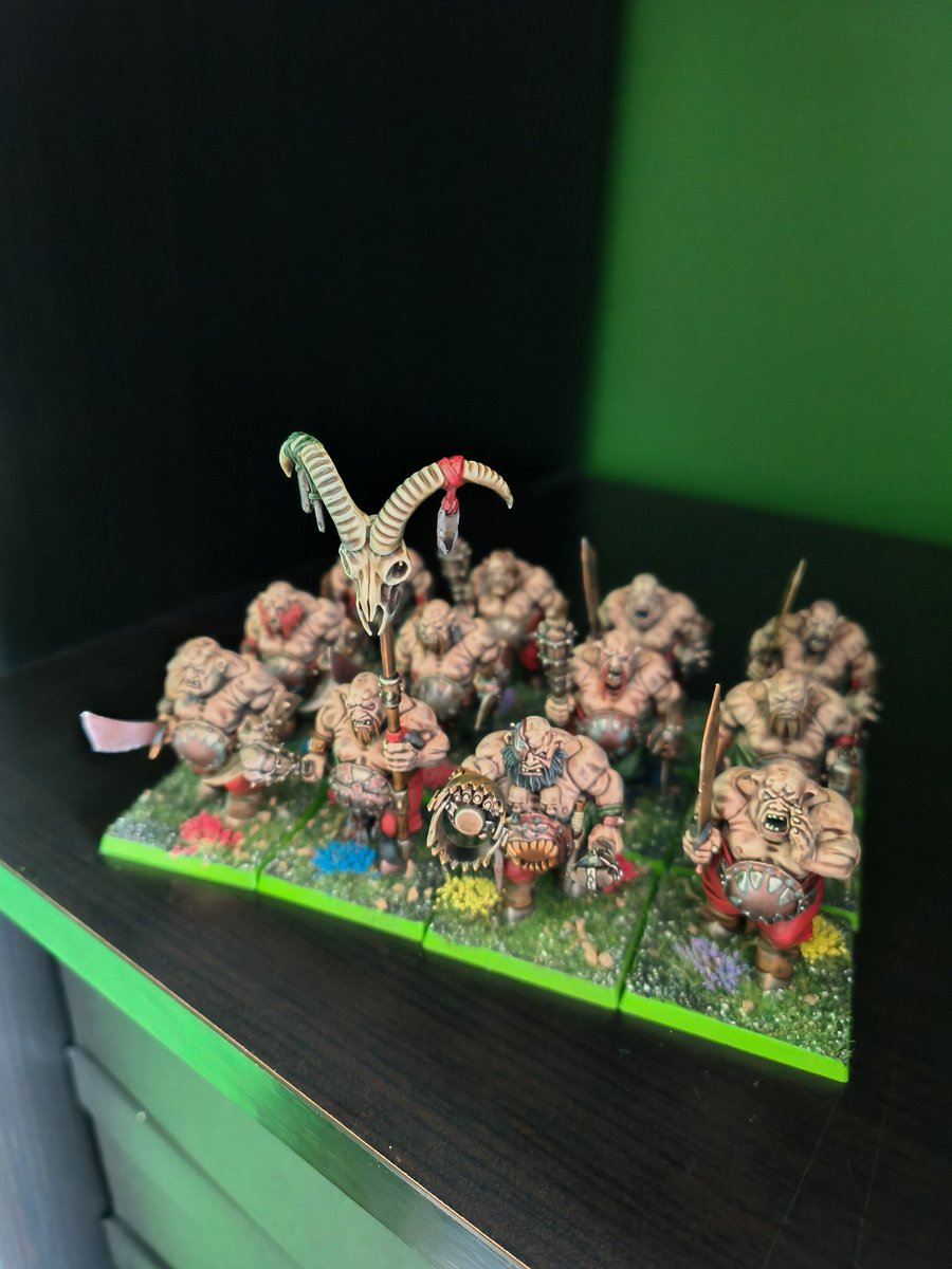 timus666's tweet image. First block of big lads done! Back to the Old World for me.
#WarhammerCommunity #warhammer #oldworld #whfb