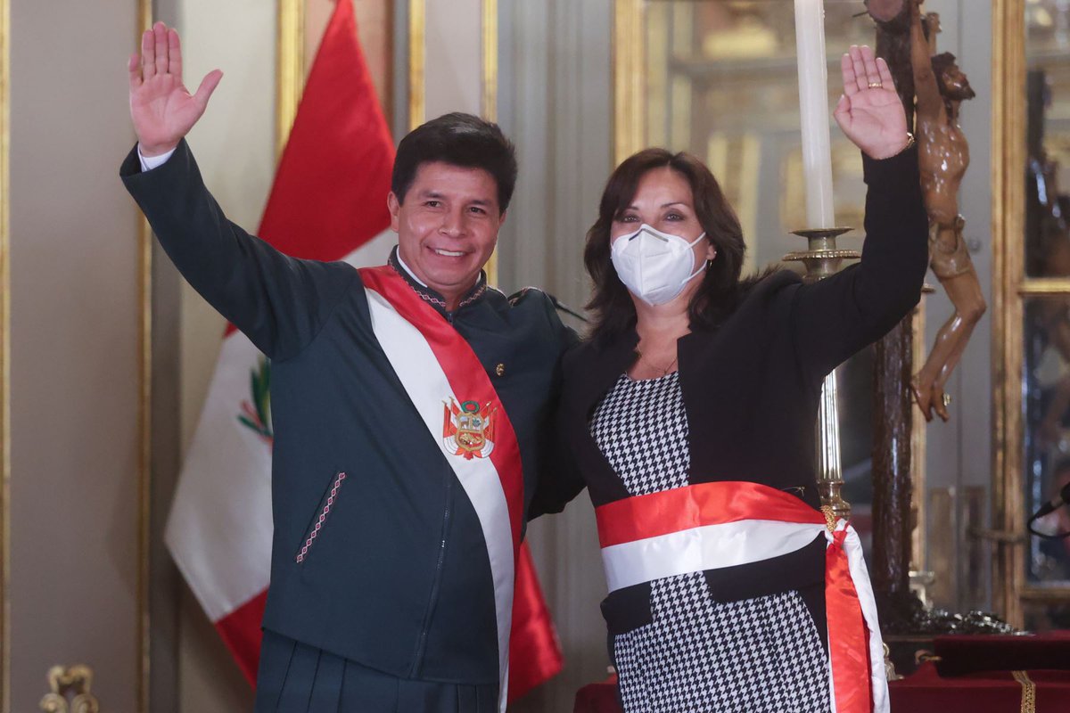 Gpereyrac's tweet photo. El anterior gobierno: https://t.co/5JkBovjjUA