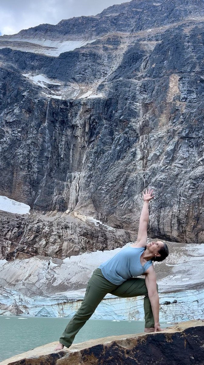 When on a hike do some yoga #canadianrockies #glacier <a href="/ParksCanada/">Parks Canada</a> <a href="/TourismJasper/">Tourism Jasper</a> #myjasper <a href="/YAAYogaAB/">Yoga Assoc. of AB</a> #yogaalberta