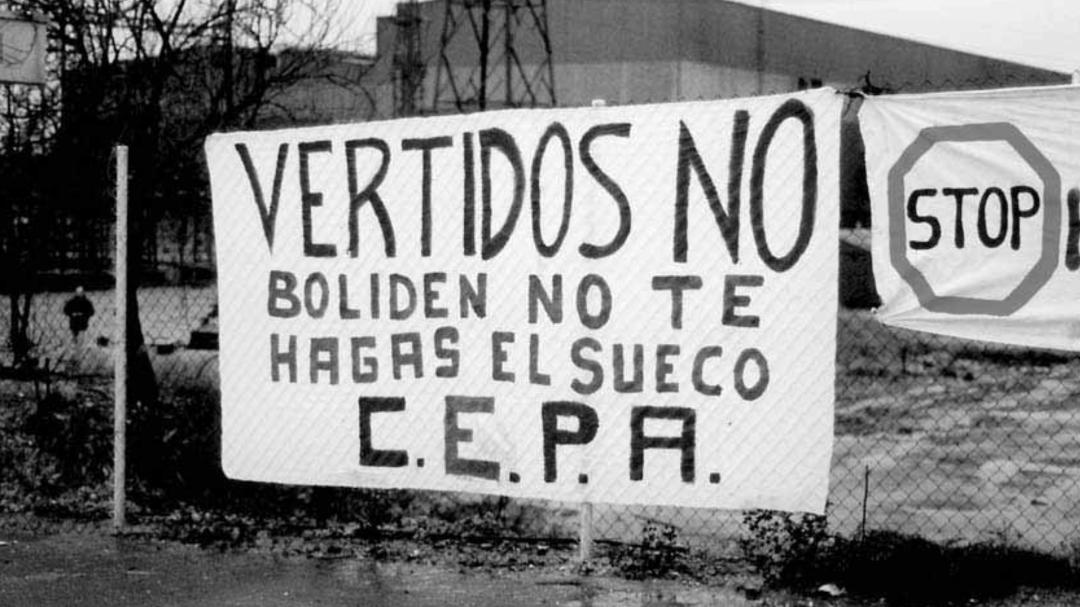 Hoy se consolida que en España quien contamina no paga. Esta sentencia es un llamamiento a la industria minera mundial para que vengan a España a operar con total impunidad para destrozar el medio ambiente. ¿Y aún se streven a hablar de minería sostenible? ecologistasenaccion.org/297636/