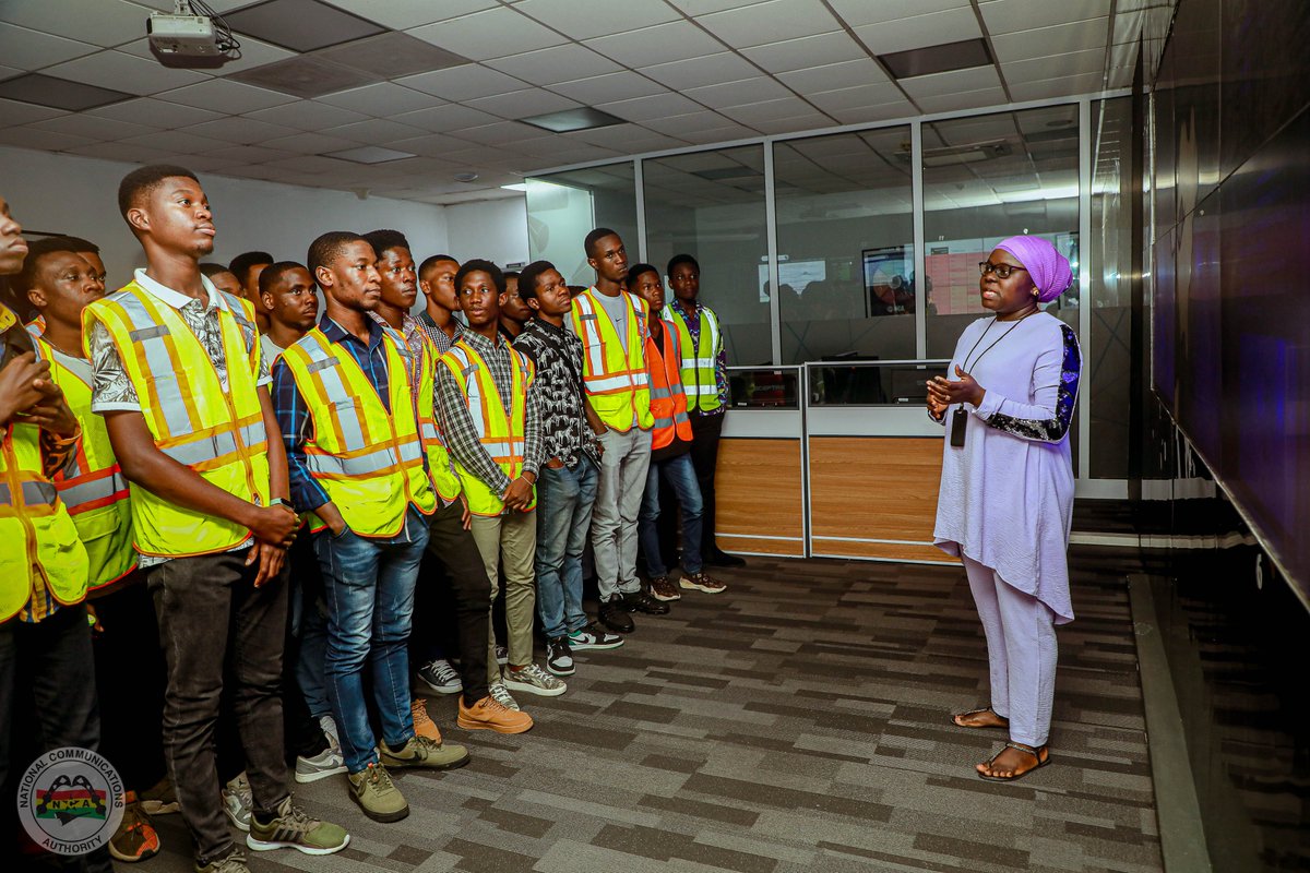 NCAGhana's tweet photo. TELECOM ENGINEERING STUDENTS OF KNUST GAIN PRACTICAL KNOWLEDGE AT THE NCA
On Friday, 28th July, 2023, the NCA again hosted 113 Telecom Engineering students from KNUST on an educational visit at the NCA Tower in Accra. https://t.co/ORqZ1Fe8it