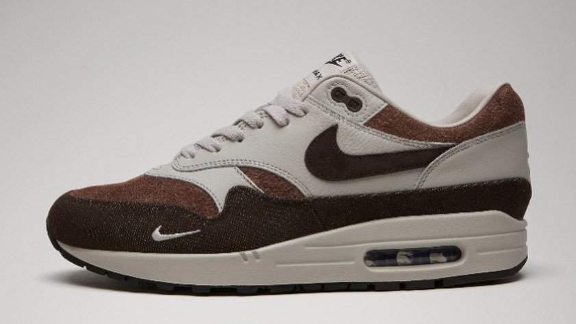 ModernNotoriety's tweet photo. size? x Nike Air Max 1 (2023) ☕️ https://t.co/URZkL1crP0