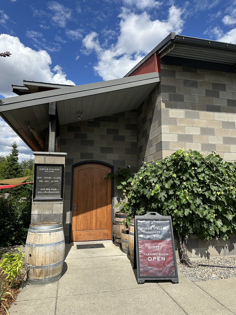 the_write_wine's tweet photo. American wines are made in all 50 states.  I’ve been to 39, tasting local wines everywhere I go. 

Now and then, I’m lucky enough to find myself surprised by wines of great texture, body, finish, and balance.  

🍷 Tasting at Coeur d’Alene? Highly recommend.

Way to go, Idaho! https://t.co/A24IBHFz3L