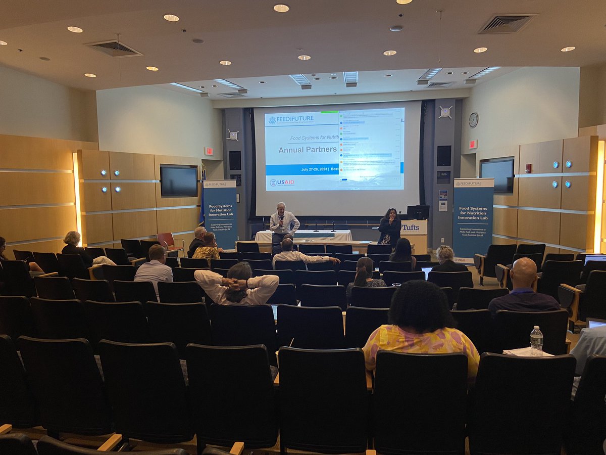 FoodSysNutrLab's tweet photo. We are so appreciative to have gathered in-person (and virtually) with FSN-IL’s partners &amp; collaborators for our first annual two-day #FSNILmeeting23. The diverse perspectives have generated many discussions and has provided valuable insight for future directions for the Lab! https://t.co/FE8bLm0fYb