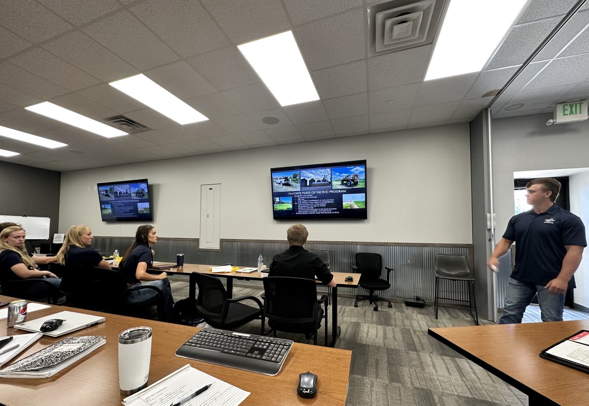 RVCooperative's tweet photo. Our 2023 Summer Interns presented their final projects today to their mentors and River Valley Cooperative's Leadership Team! 
Their valuable contributions to River Valley Cooperative and its customers are appreciated.  We can't wait to see what's in store for this group! https://t.co/q20YuFOoi4