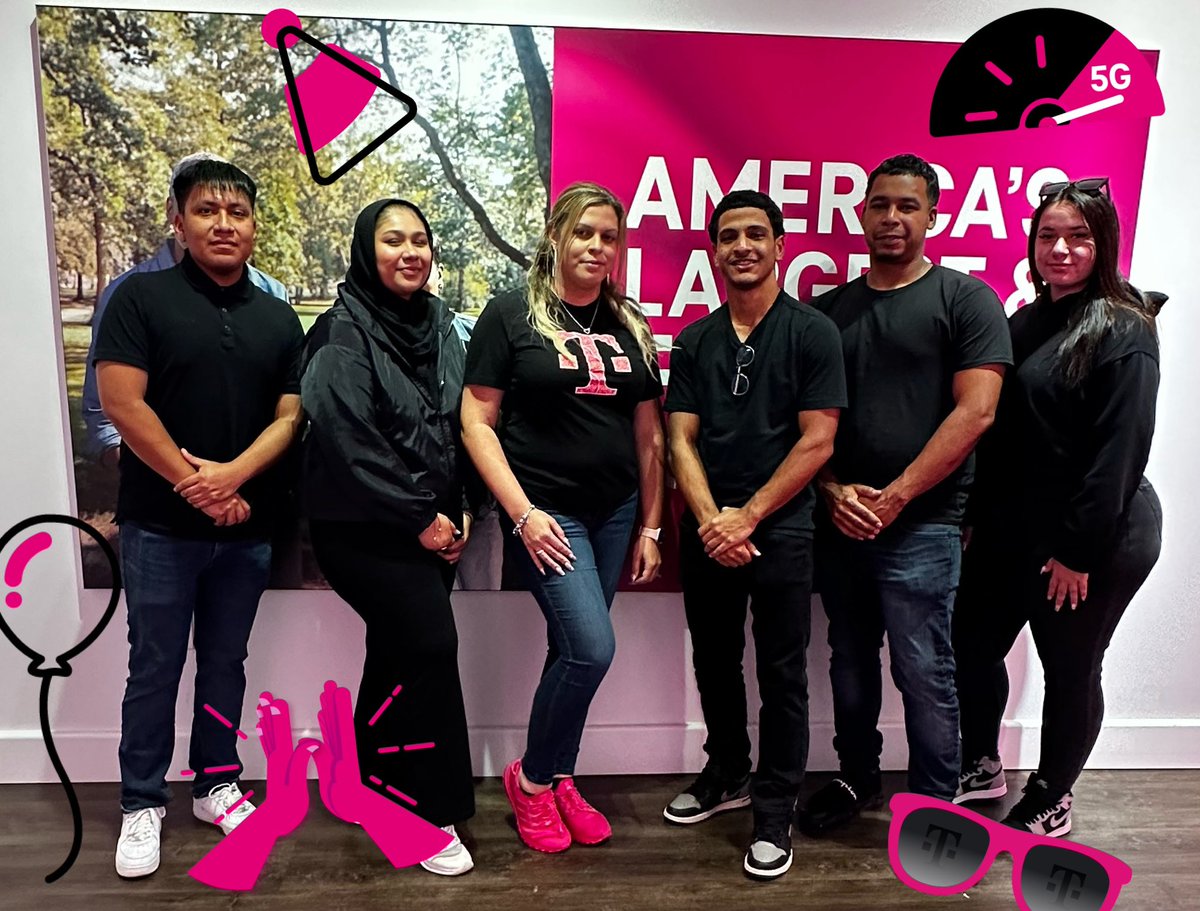 Happy Friyayyyy!!!!  Week 1 in the books for these Fantastic Five ! They absolutely rocked it this week  #uncarrier #magenta #tmobile @CKellyBKallday @Starandzipper @HollyJoyRamos