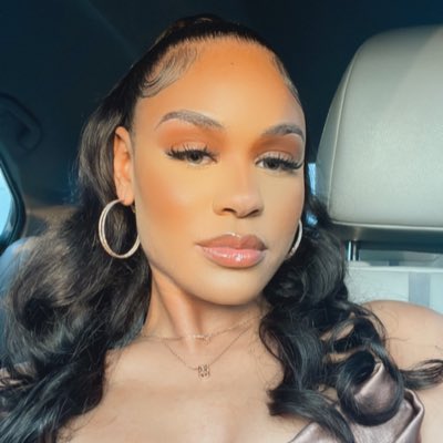 ILuvvMyDimples's tweet photo. #NewProfilePic https://t.co/a3InqNj5ok