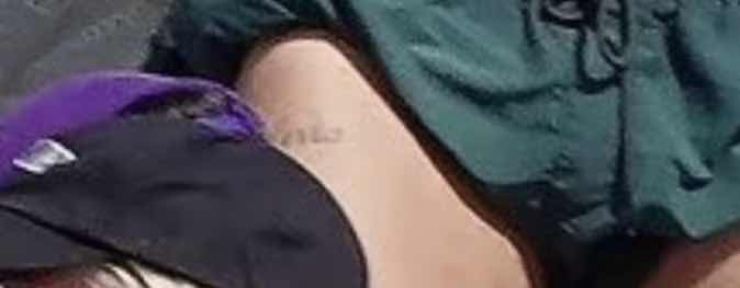 YOUAREH0ME's tweet photo. @melivol6 apparently it says olivia https://t.co/iV3PDJfuh4