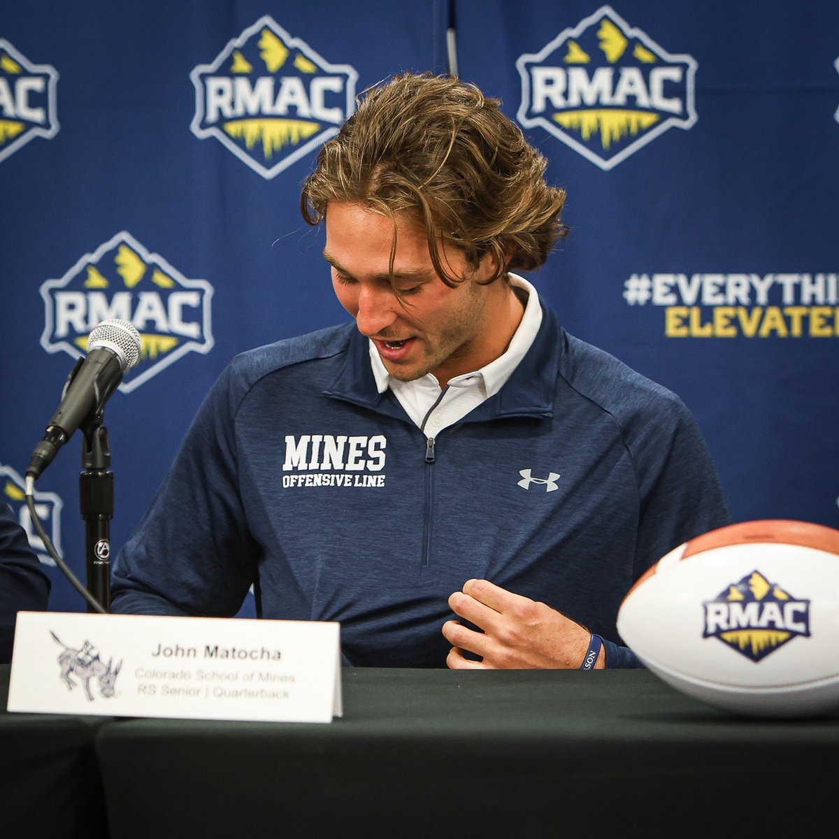 Get you a QB who wears offensive line gear to media day

#HelluvaEngineer⚒️ x #TrenchMob