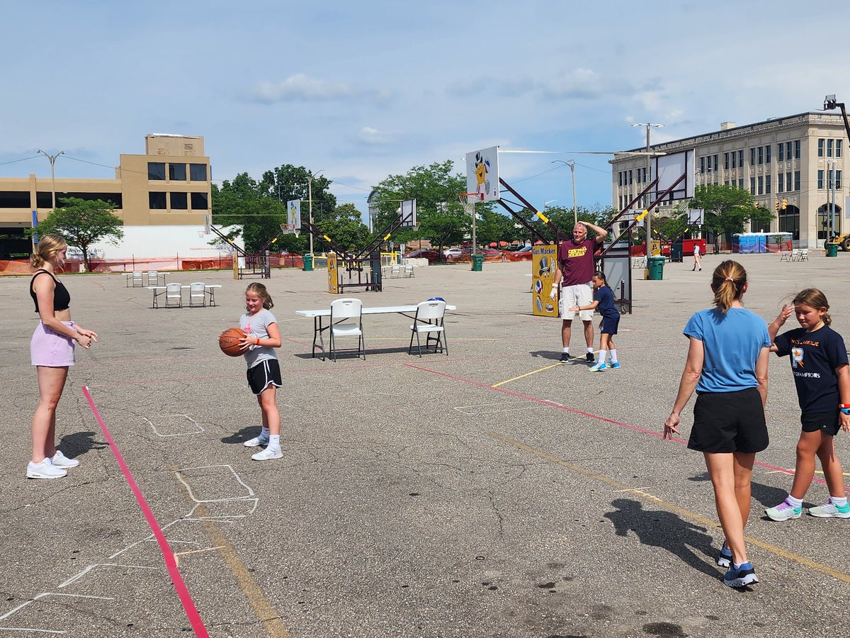 Brooklyn Elkins tweet media