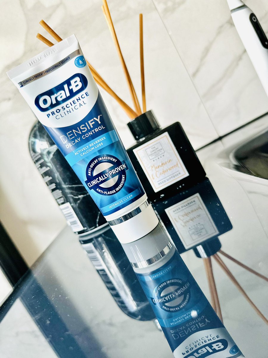 been using Oral-B Densify toothpaste for the past few weeks, and I'm already loving the results! My teeth feel stronger and cleaner than ever before😁
#OralB #Densify #StrongerWhiterTeeth #SmileConfidence #ad #OralBDensifyDecayControl #savvycircle @supersavvymeofficial @oralb_uk