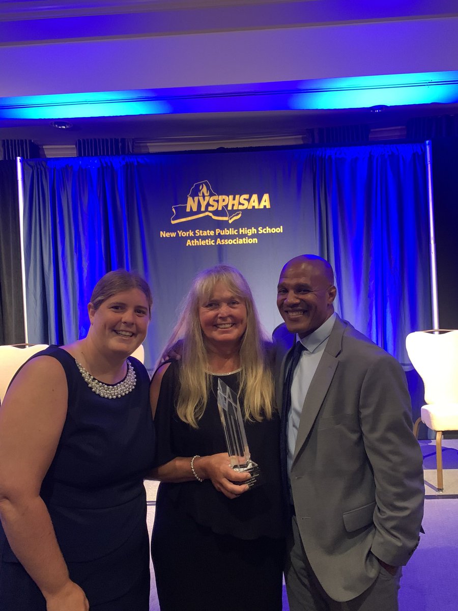 ShakerGTrack's tweet photo. Congratulations to Coach Marbry Gansle on being inducted in the New York State Public High School Hall of Fame! https://t.co/5hU14Tatni
