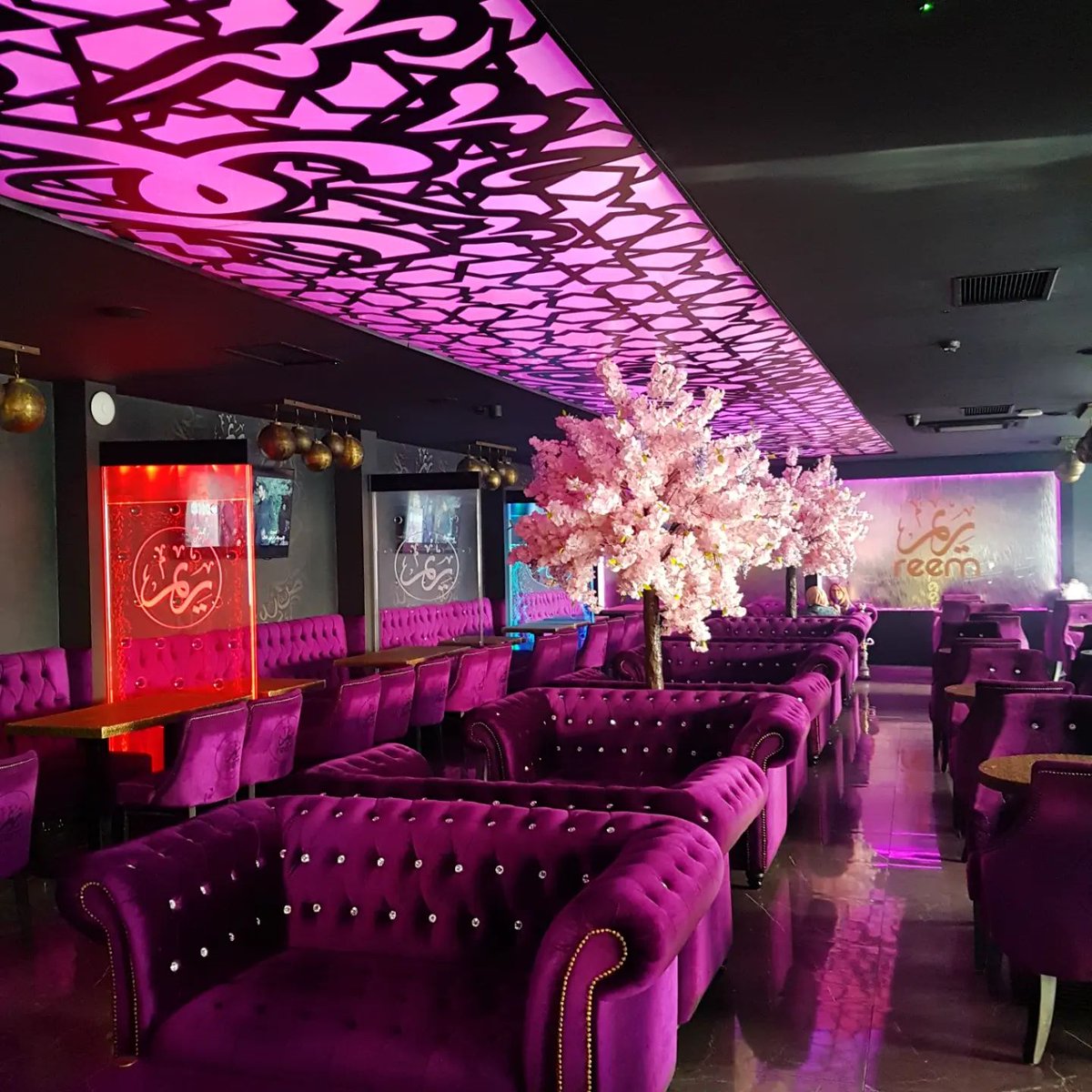 ELS_Lighting's tweet photo. Lighting supplied to a local restaurant &amp; shisha lounge 💜

#lighting #ledlights #shishalounge #decor https://t.co/rkk3RDKpo0