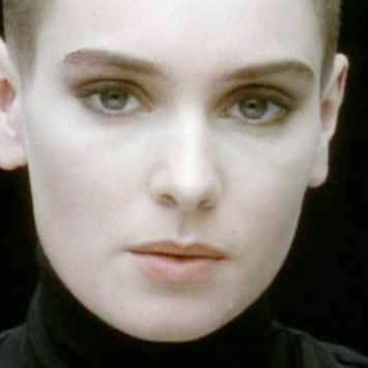 ♔ EJ        ®™© (@ejvnl) on Twitter photo 