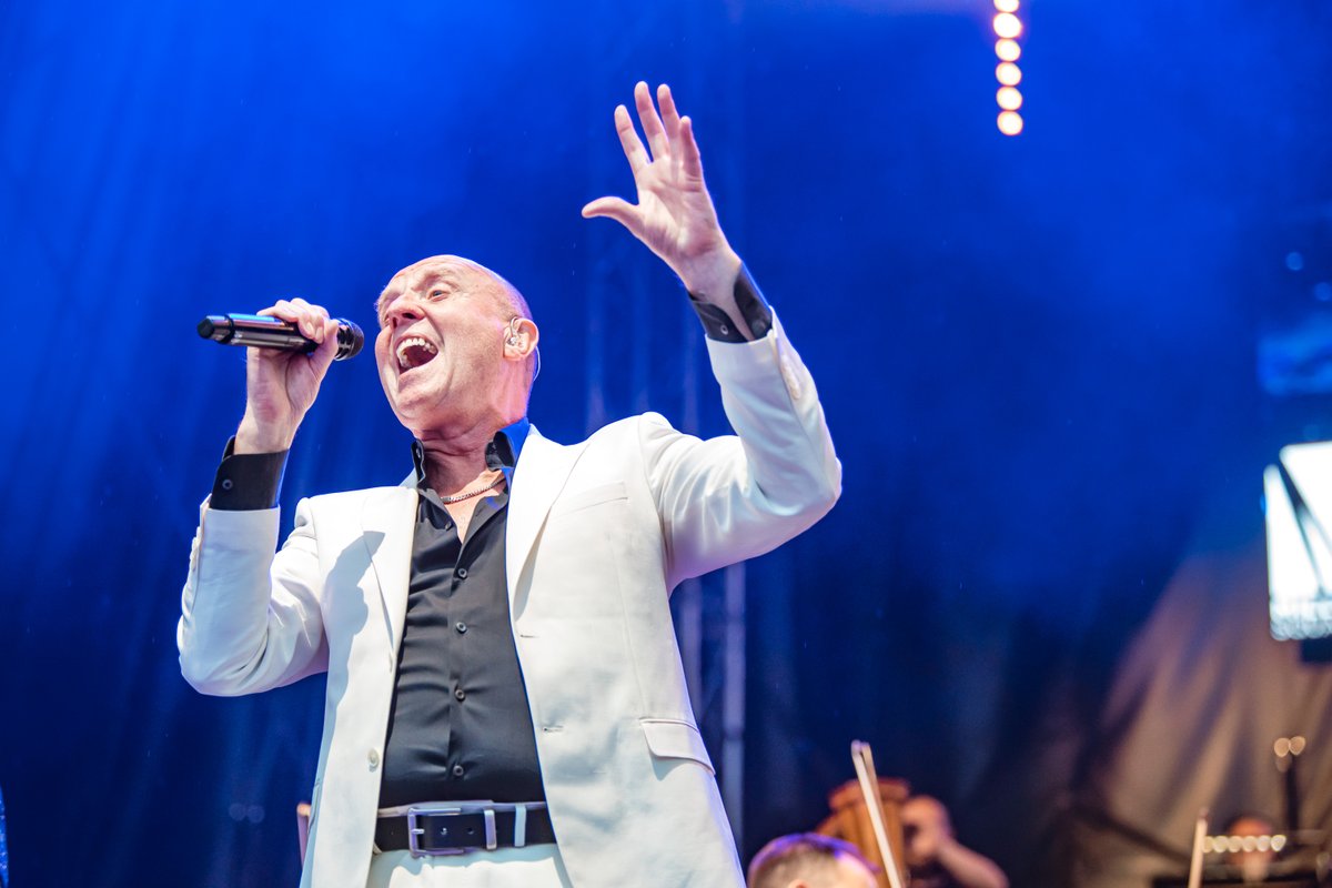 millsqleeds's tweet photo. What a night! 😍
Fantastic performances, the brilliance of @opera_north's top-notch Orchestra and an incredible crowd made tonight absolutely unforgettable! 💃

📸 Danny Payne https://t.co/15VUfJyKjb