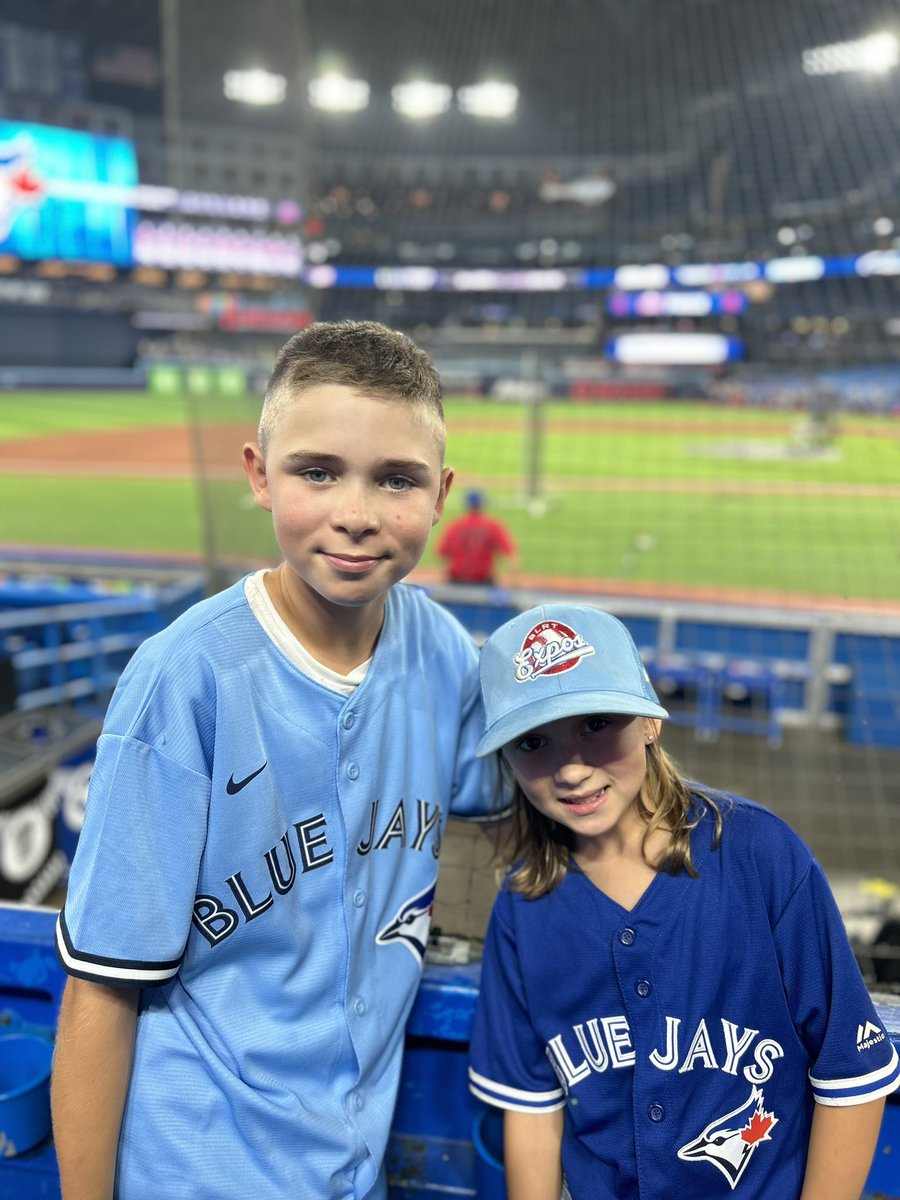 HugoTellier's tweet image. Jays Night!!! #nextlevel