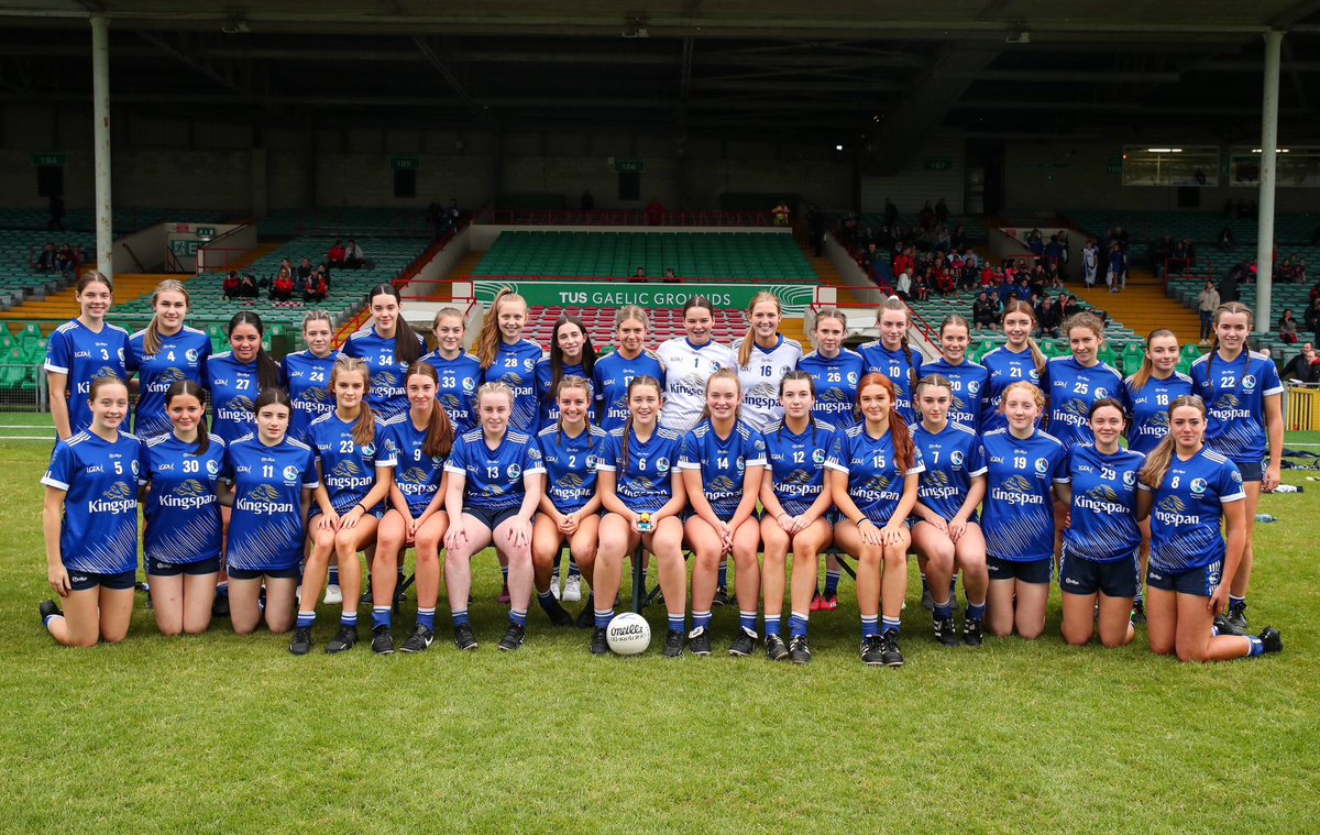 KillygarryGAA66's tweet photo. Introducing Ailbhe Kennedy and her family after winning the U16 A All Ireland Final (Replay) tonight V Cork. 

Huge congratulations to all on the team. Such a great achievement. 👏🏼 🔵⚪️ 

@CavanLGFA https://t.co/XMC5SCe5TG