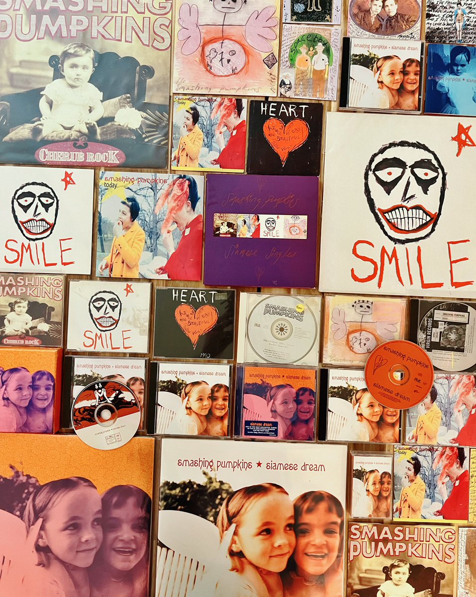 Ozphoria's tweet photo. Brought out the collection this week to celebrate Siamese Dream @SmashingPumpkin 🎃🖤🤘🏼 https://t.co/P6wAlnBAOU