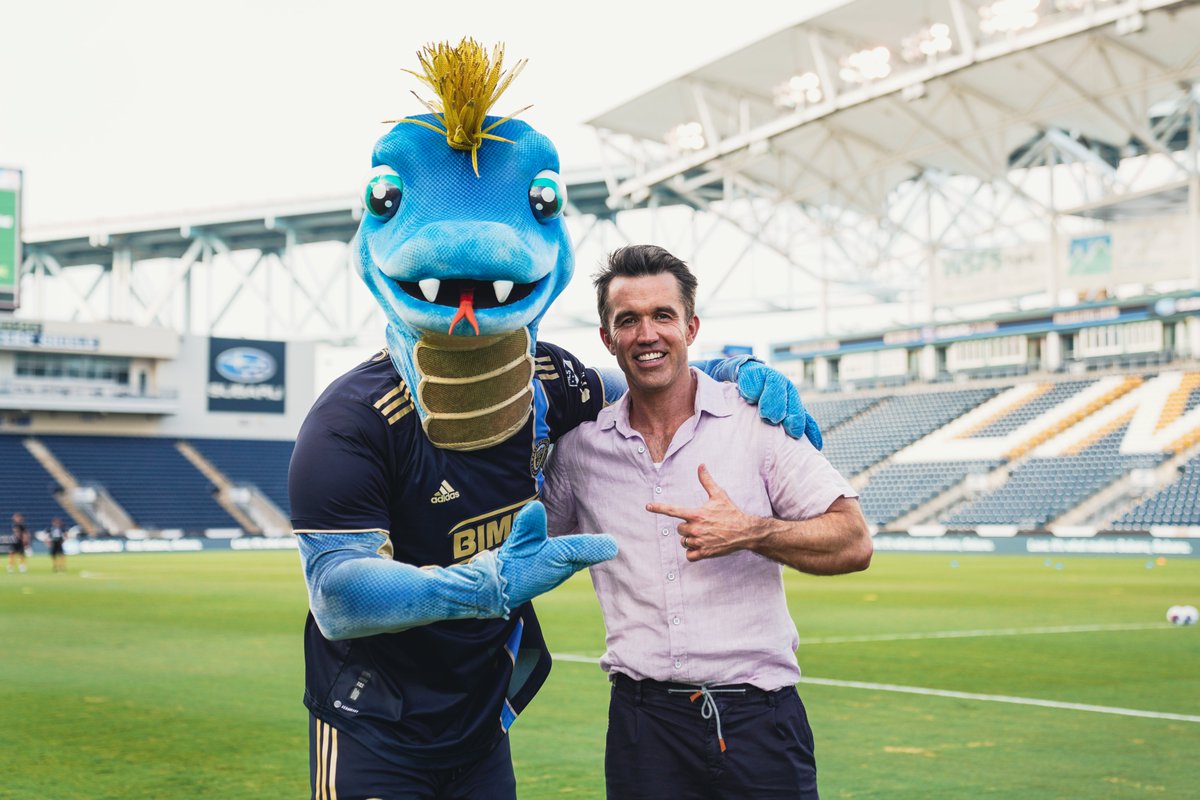 PhilaUnion's tweet photo. Looks pretty Sunny in Philadelphia (Chester) right now ☀️ 

👋 @RMcElhenney 

#DOOP | @PhilaUnionII | @Wrexham_AFC https://t.co/gOYSQptI1R