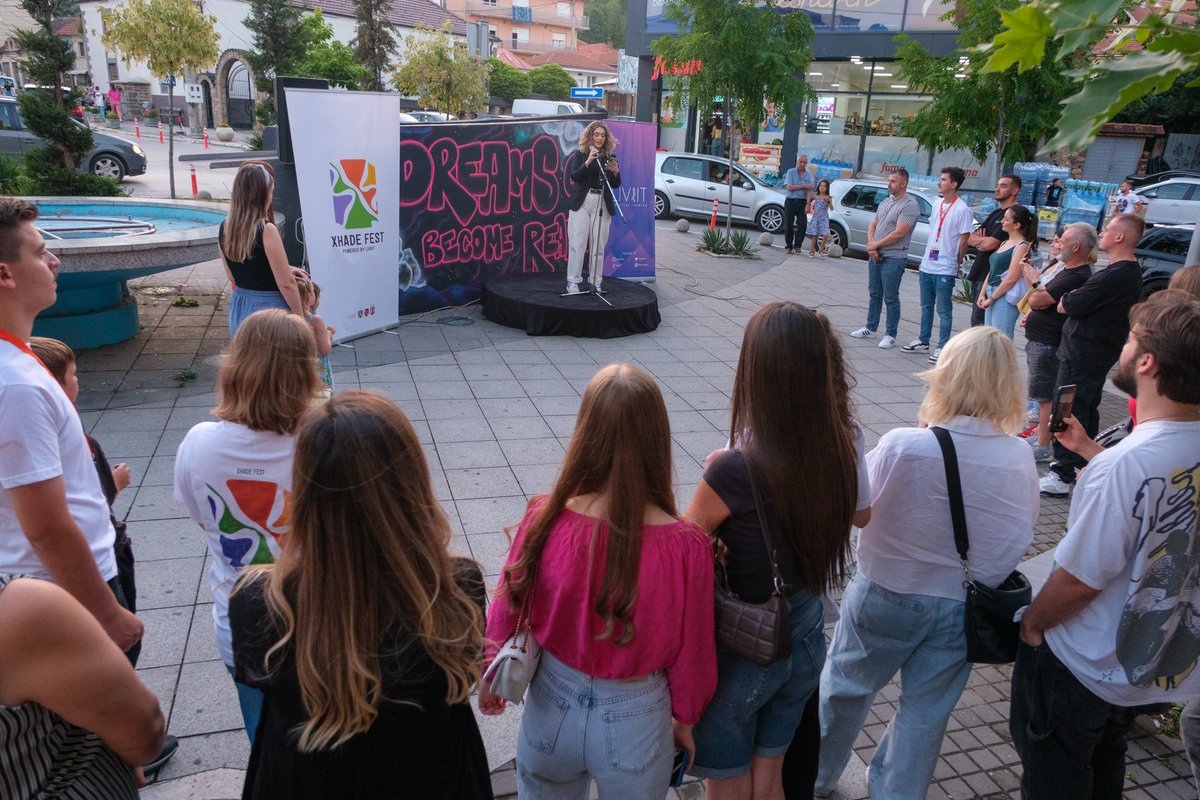 xhadefest's tweet photo. Thankful to all of you who joined us tonight for the opening of Xhade Fest.

Delighted to start this journey with our main ones. 

We promise to keep you amazed till Sunday🤩

Cool things happen when they get support from a cool and humble person as you @erionveliaj ⚡️ https://t.co/2VzvnR3jpS