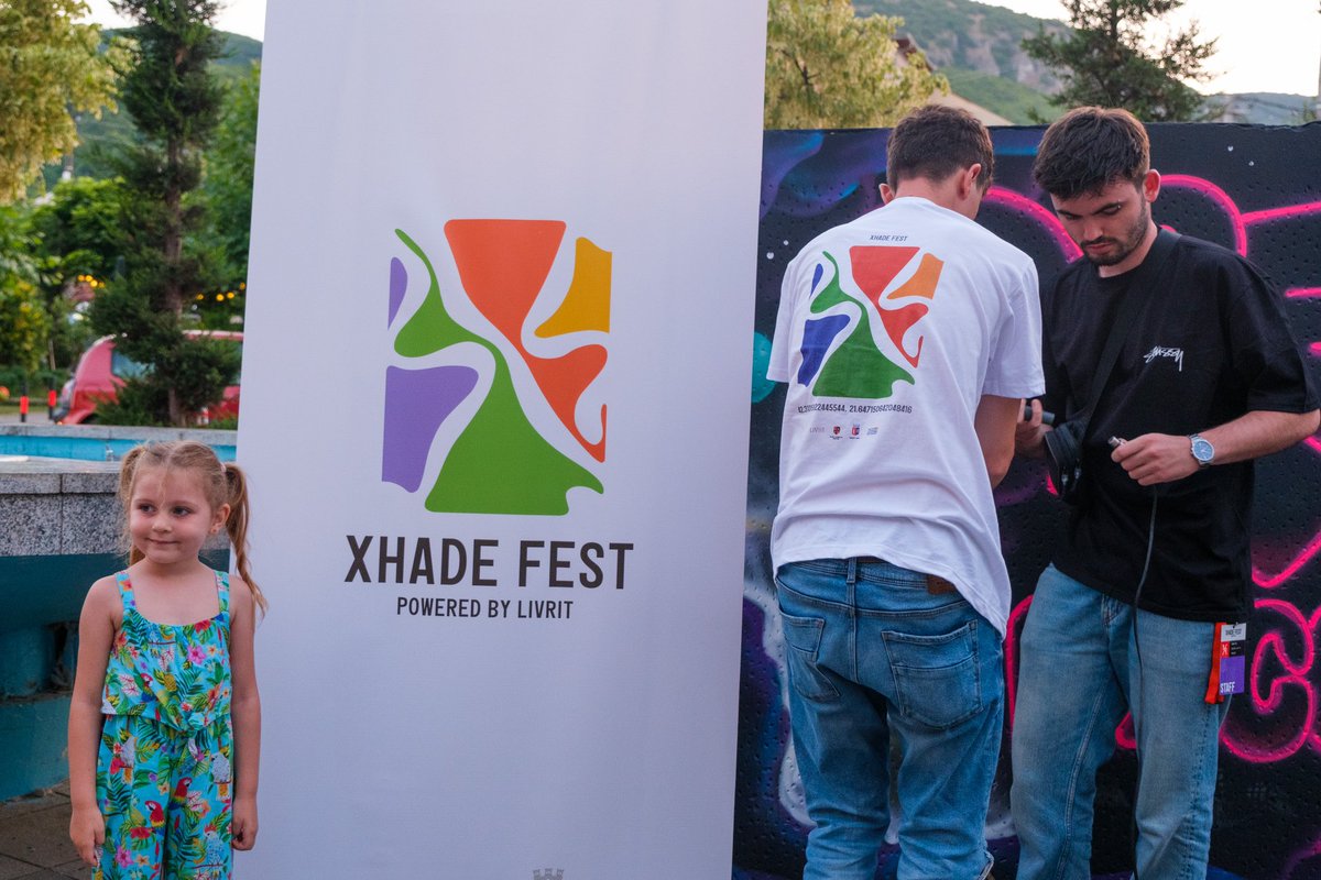 xhadefest's tweet photo. Thankful to all of you who joined us tonight for the opening of Xhade Fest.

Delighted to start this journey with our main ones. 

We promise to keep you amazed till Sunday🤩

Cool things happen when they get support from a cool and humble person as you @erionveliaj ⚡️ https://t.co/2VzvnR3jpS