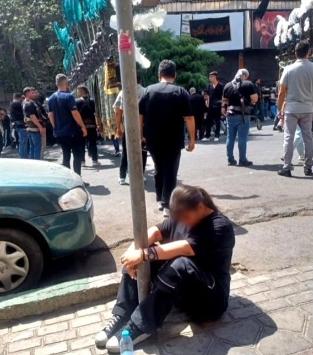 #رشتو 

داخل این رشتو میخوام از خدانور لجعی ( خدانور لحجه‌ای)

 بهتون بگم چون خیلیا هنوز جزئیات دقیق کشته شدن خدانور را

 نمیدونن.... 

🟡ریت🟡