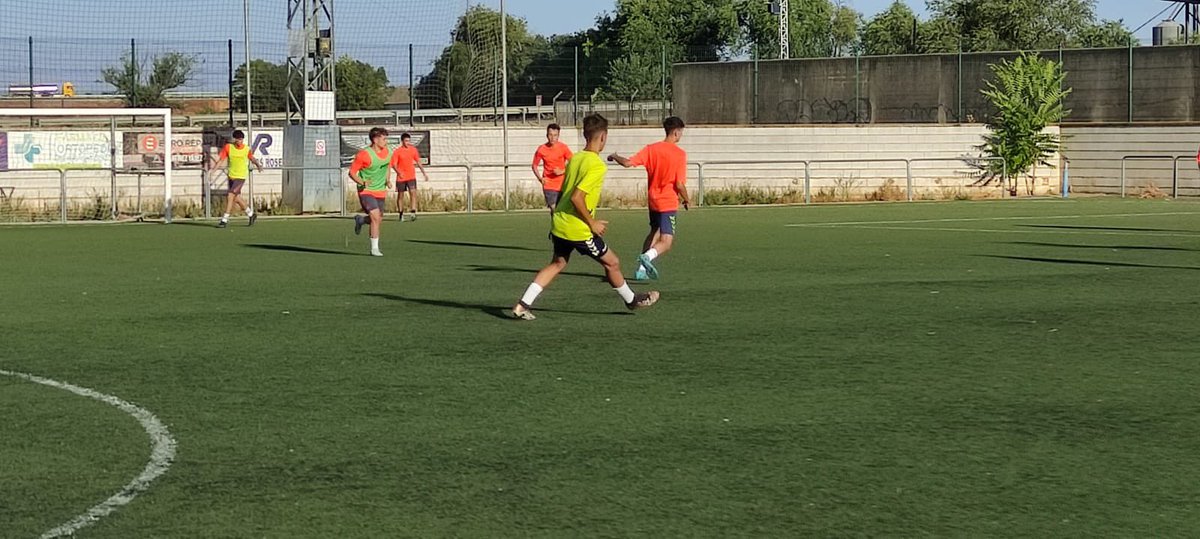 OlimpicoVdo's tweet photo. ⚽️DÍA DE CAPTACIÓN JUVENIL PREFENTE⚽️

Os dejamos imágenes del primer día de captación https://t.co/nZ1uDd10WN