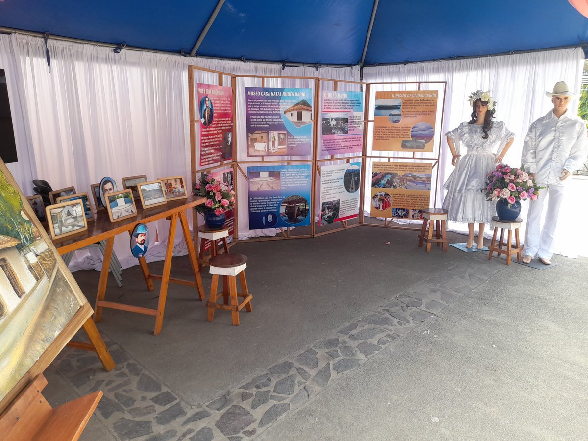 VIII FESTIVAL AZUL DARÍO!!! Dedicado al Padre del modernismo y príncipe de las letras Castellanas, FELIX RUBEN DARÍO.
#4419SiempreMásAllá 
#4419VivalaRevolucion 
#LeonRevolucion