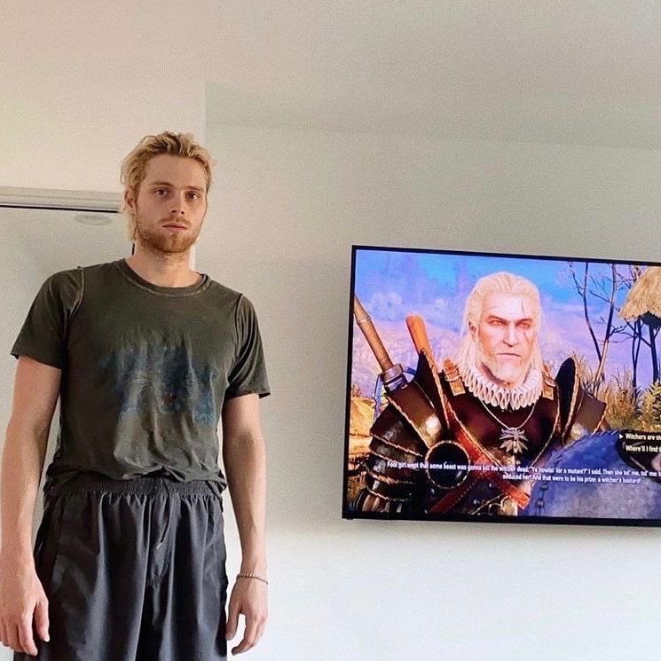 tylerb_jpg's tweet photo. meme luke is the gift that keeps on giving: https://t.co/8t7a698lVQ