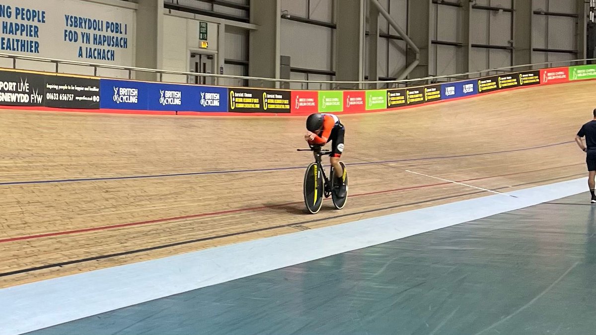 Decent week at track nationals with some big PB’s and solid form to take to into Youth Commonwealth Games with <a href="/ScottishCycling/">Scottish Cycling</a> 

🥇1km TT (1:02.244)
🥉Individual Pursuit (3:20.122)
🥉Scratch Race

<a href="/ZappiJuniors/">Zappi Junior Race Team</a>
📸: <a href="/JeremyGill/">Jeremy Gill</a>