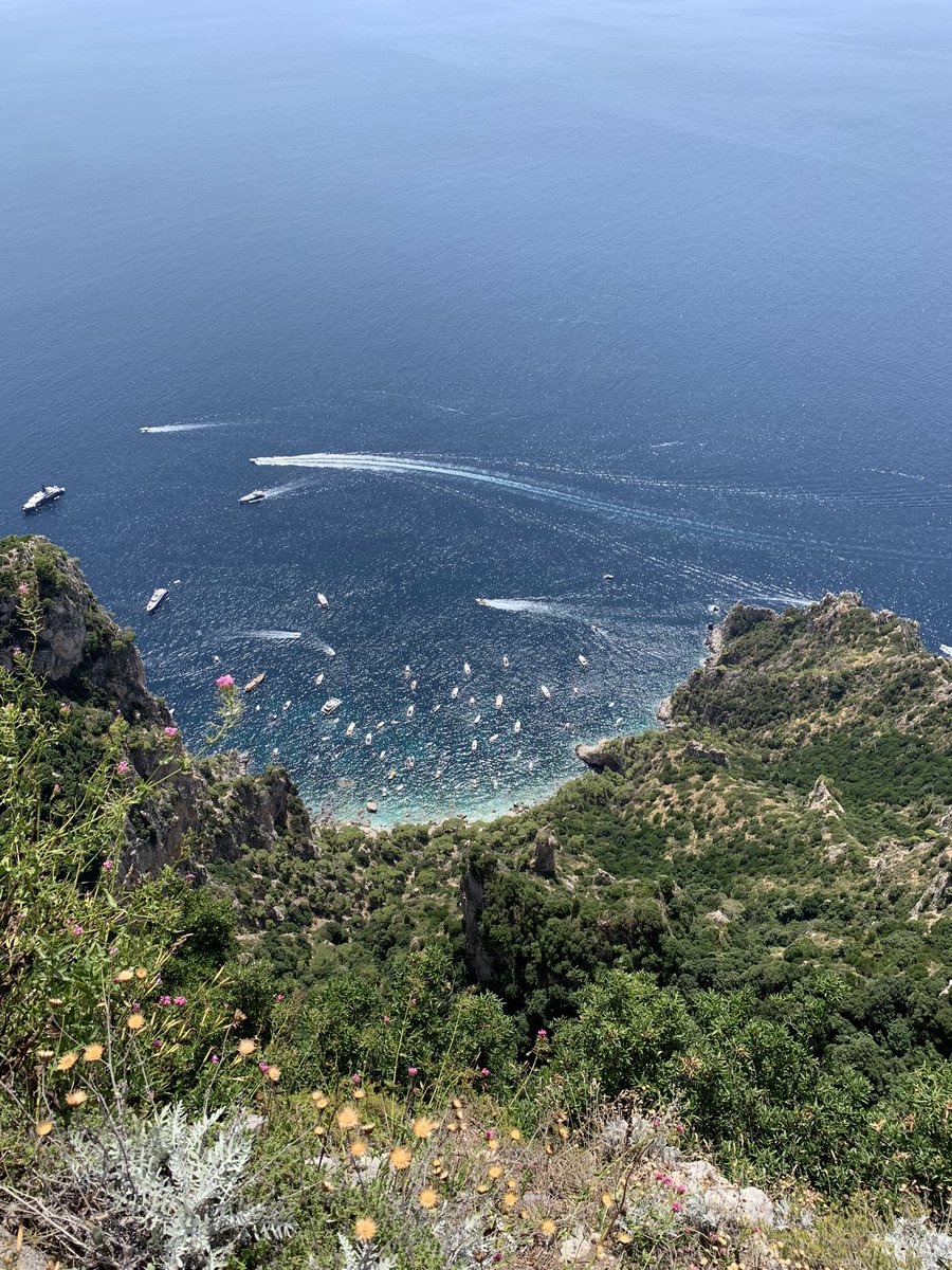 SherriShep's tweet photo. Island of Capri, Italy 🇮🇹 https://t.co/Bv1heCXJNs