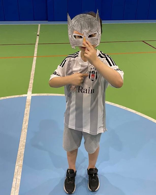 YAZ OKULUMUZUN KAPANIŞI VE EĞLENCELİ KOSTÜM PARTİMİZ🎉
Yaz okulumuzun kapanışını eğlenceli kostüm partimizle yaptık.💜

We closed our summer school with a fun costume party.💜