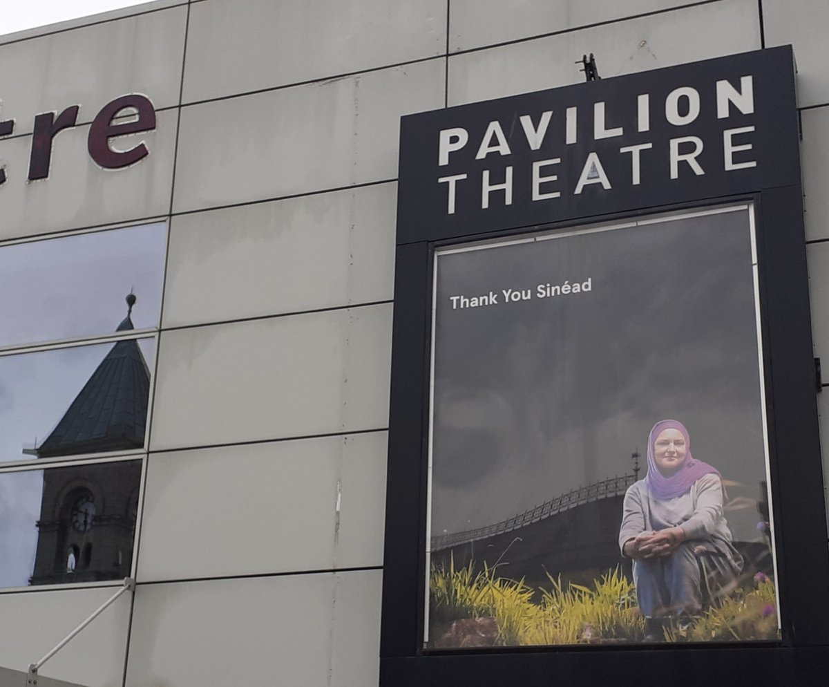 MiriFitz's tweet photo. @PavilionTheatre @MarianKeyes This has to be the nicest tribute I've seen https://t.co/YYUxmiPfpu