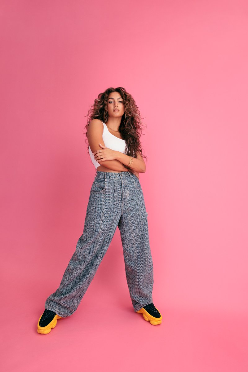 .<a href="/torikelly/">tori kelly</a>’s self-titled EP tori is out now ❤️ spotify.link/tori