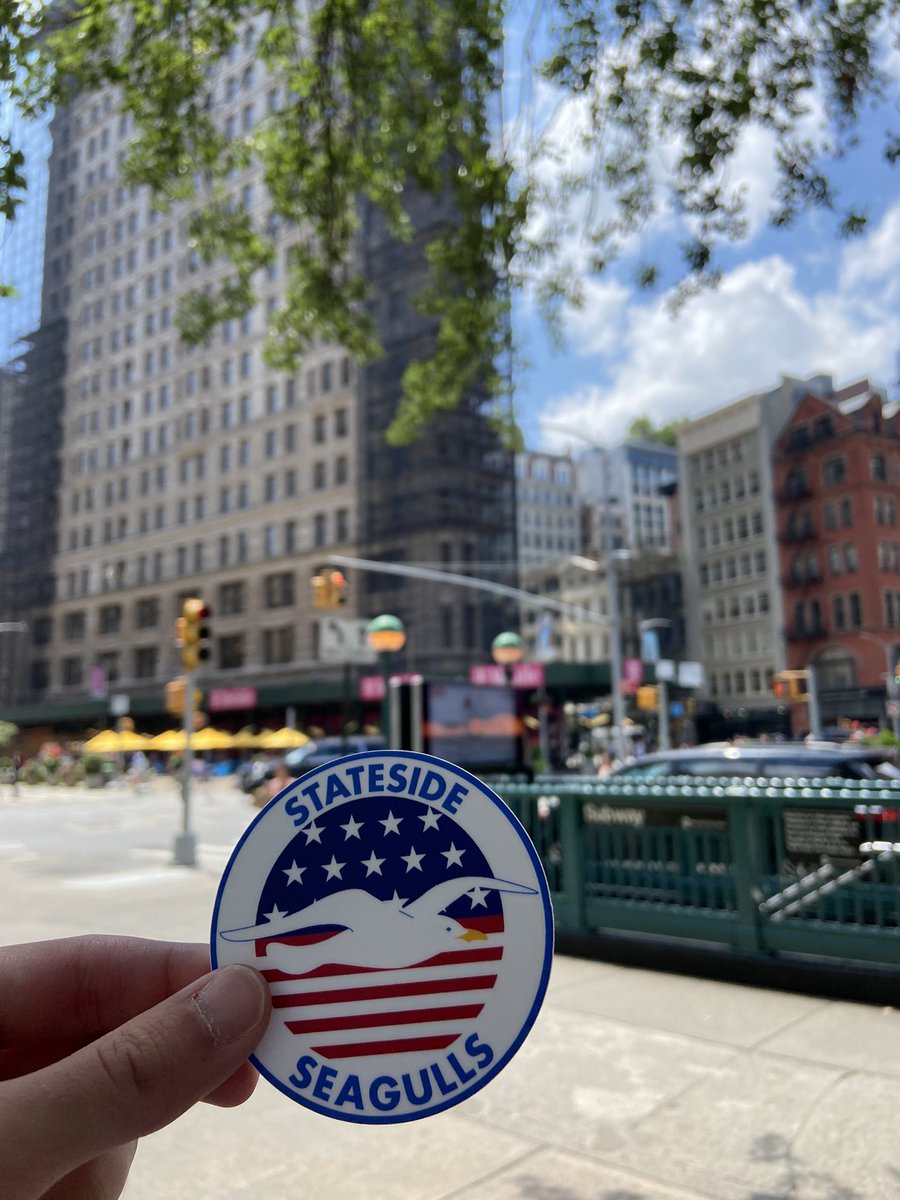 bhafcstateside's tweet photo. Hello New York! 🍎👋

#BHAFC #StatesideSeagulls #PLSummerSeries @OfficialBHAFC https://t.co/Hyemmeufat