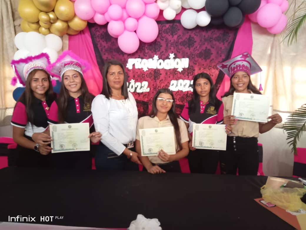CDCEInfante's tweet photo. CDCE Infante UE Leonardo Infante Circuito 9 Acto de Promoción de Bachilleres Año Escolar 2022-2023 Bicentenario de la Batalla Naval del Lago de Maracaibo @NicolasMaduro @_LaAvanzadora @NicolasMaduro @CDCEGuarico @EliasEducacion1 https://t.co/8bDGcWO1Yo