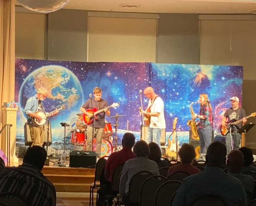 mcarmystrong's tweet photo. VLM's next show is today in downtown Burlington for the city's 4th Friday Concert Series. We go on at 5:30pm!l
@VivaLaMuerteNC
@yesweekly
Here's a sample of our new live album, STORM COUNTRY LIVE: STAND FOR THE WILD.
#VivaLaMuerte
#StandForTheWild #NorthCarolinaMusic https://t.co/dZZnlHUYk9