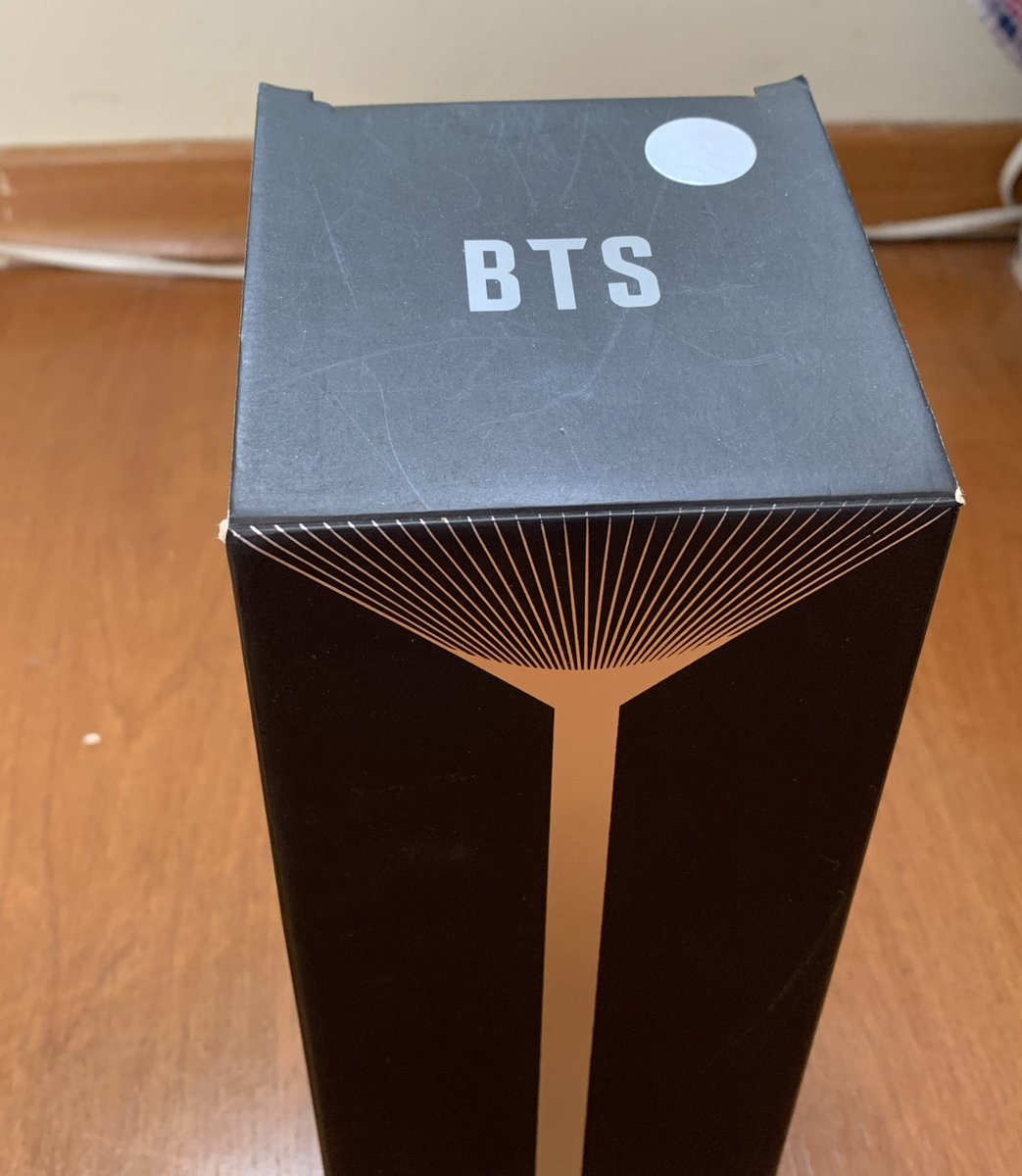 yangdtails's tweet photo. VENDA/VENDO
Light stick bts army bomb
100+frete
Comprei no show de 2019 e só foi usada lá
Tenho feedback
Mando mais fotos na DM. https://t.co/liGNIEdoMM