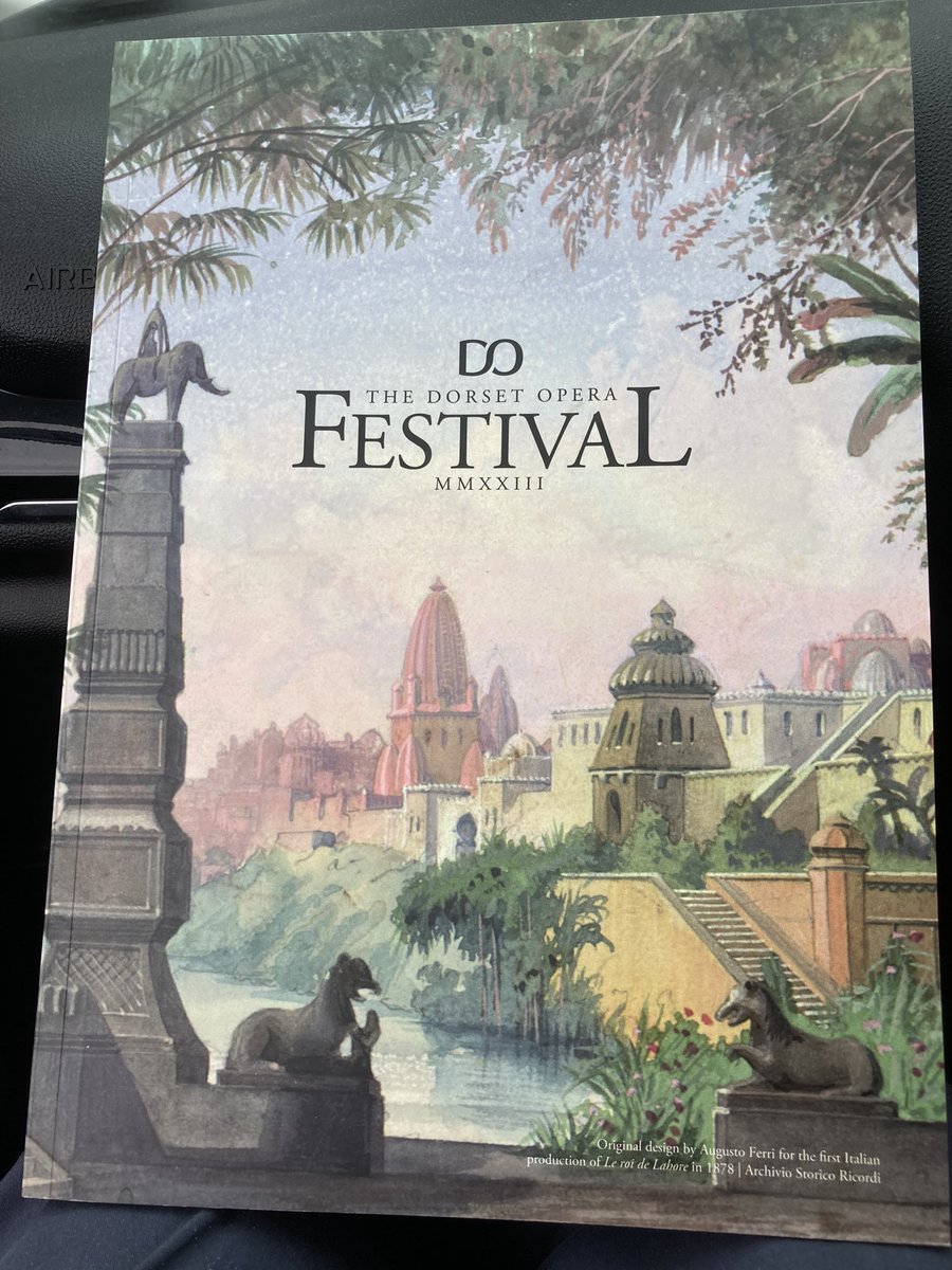 THJ1961's tweet photo. Noson amgen heno i ymlacio rhyw ychydig - picnic cyn Mozart! Lawr yn @BryanstonSchool - #LeNozzeDiFigaro @DorsetOpera. Edrych mlân am hwyl cerddoriaeth, canu, stori ac @AledHall! #OperaBuffa https://t.co/Ucf1HzvUFw
