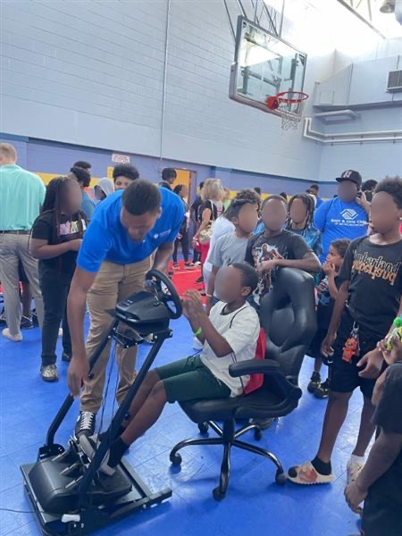 syntechusa's tweet photo. Today, some of our Synergy Technical team members are at RRHA's Calhoun Center being the technical partner for the Microsoft RVA Family STEAM Expo. #wedogoodwork #communityengagement #communityoutreach #stemday #rrha https://t.co/HmVEAOUTbl