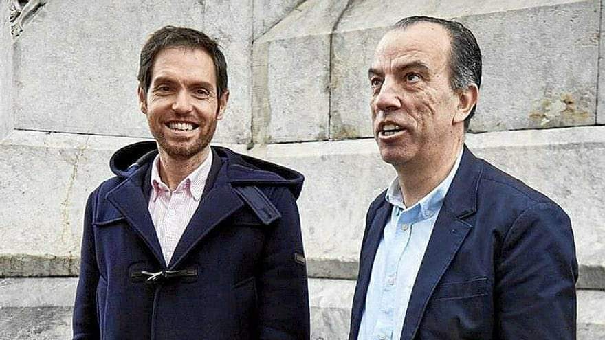 muzeriqui's tweet photo. Estos 2 no han conseguido escaño....
🤣😂😂🤣🤣🤣😂😂😂🤣🤣😂😂 https://t.co/FTXR3I7Rzr