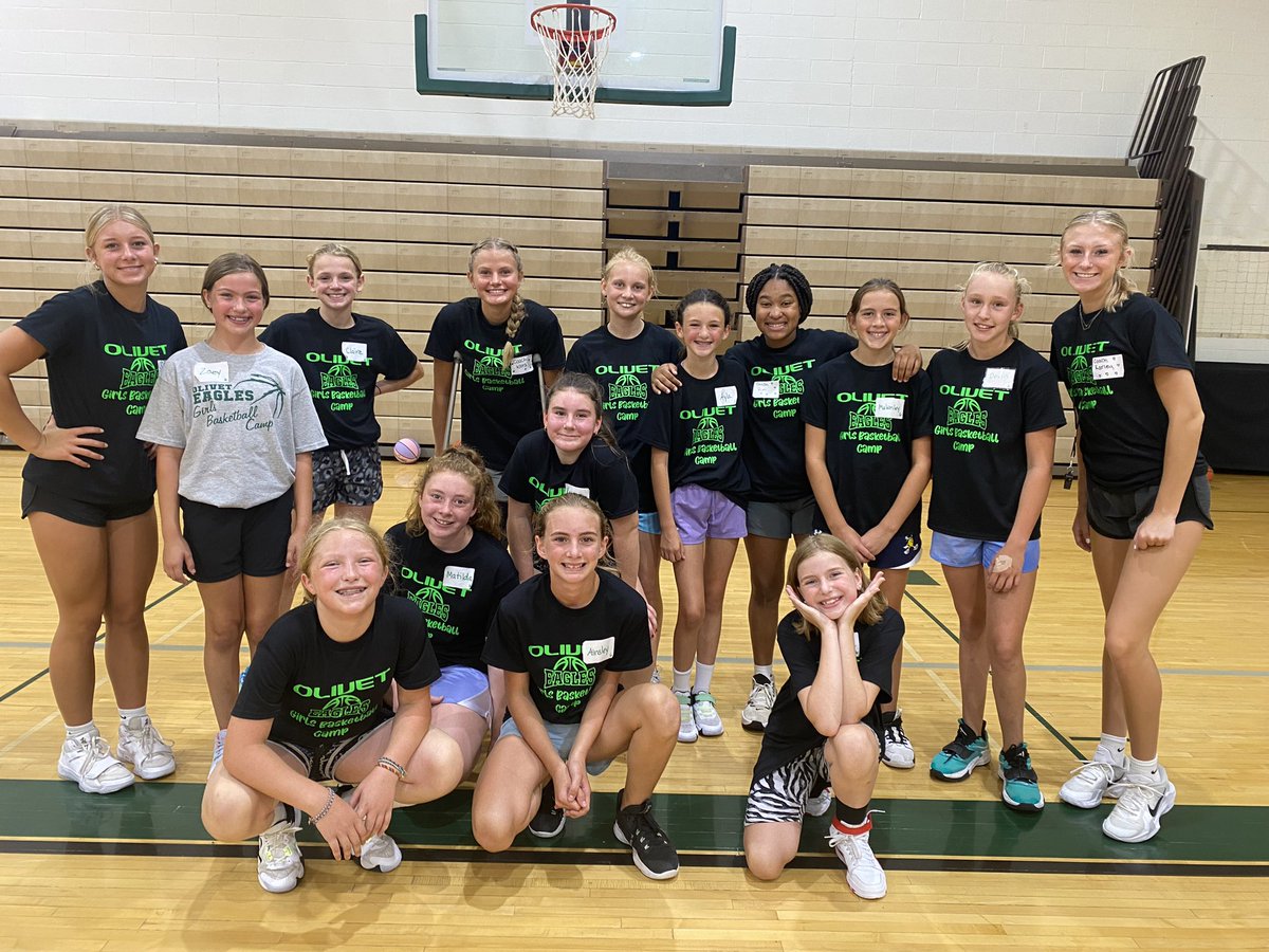 CoachODellOHS's tweet photo. Youth Camp grade level pics: 5th grade, coached by Kienan, Ava, and Avery, 6th grade, coached by Liv, Kara, Korrine, and Karley, and 7th-8th, coached by Maddy and Magan. 💚🏀 https://t.co/4Yd76U0OXO
