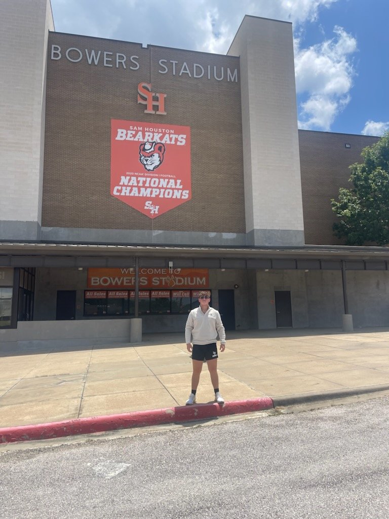 caisonh2025's tweet image. Two day Long Snapping trip.

#caisonholleylongsnapping2025 
#rubiofamily
#makethatmoney
#kittykaytour